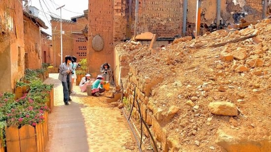 川美學(xué)生戶外實(shí)踐。